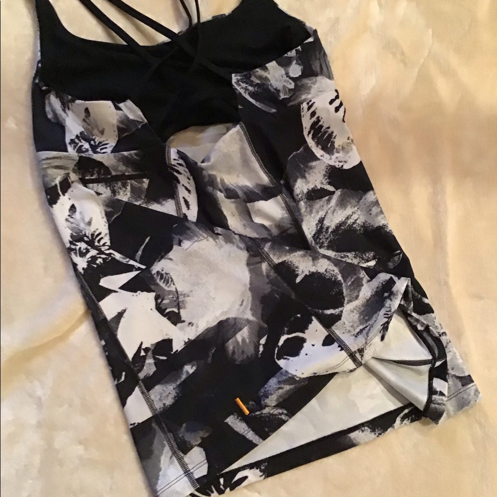 Lucy workout top